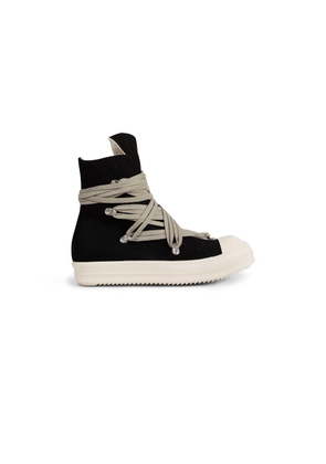 Temple Megalace Sneakers