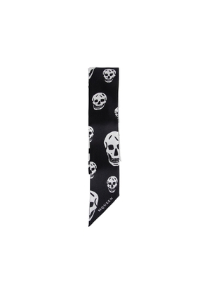 Ribbon Skull Scarf