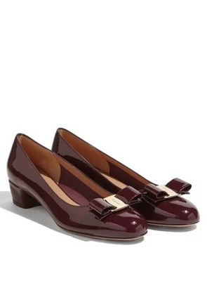 Ferragamo Vara Ornament Pumps