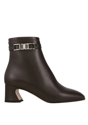 Ferragamo Ornament Vara Chain Boots