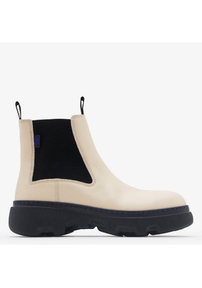 Burberry Leather Creeper Low Chelsea Boots