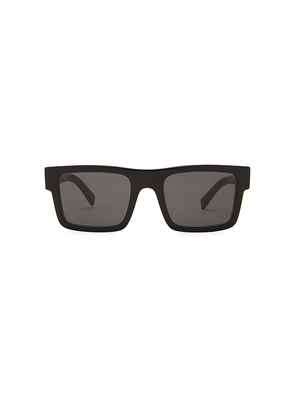 Prada Rectanglular Frame Sunglasses in Black.