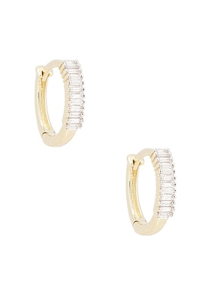 STONE AND STRAND Up and Down Baguette Diamond Huggie Earrings in Gold & Diamond - Metallic Gold. Size all.