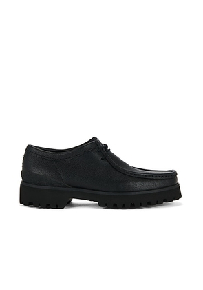 Clarks Wallabee Moccasin Shoe in Black Scotch Grain - Black. Size 8 (also in ).