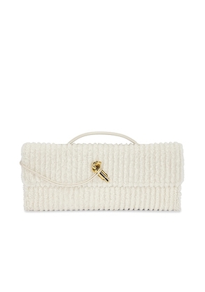 Bottega Veneta Andiamo Clutch in Plaster & Muse Brass - Cream. Size all.