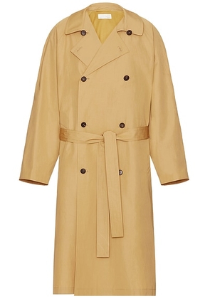 The Row Kold Coat in Brown - Brown. Size 42/8 (also in ).