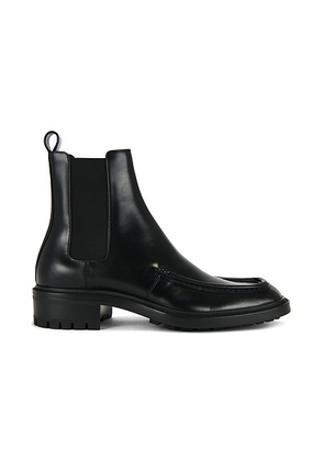 Saint Laurent Joe 25 Chelsea Boot in Black - Black. Size 44 (also in ).