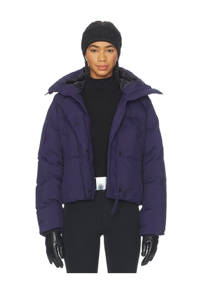 Canada Goose Chilliwack Puffer in Navy. Size S. Also in L.