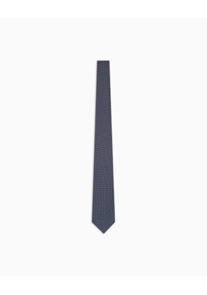 Silk tie with geometric jacquard motif