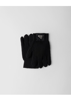 Wool and cashmere gloves
