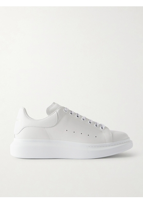 McQueen - Exaggerated-Sole Leather Sneakers - Men - White - EU 39
