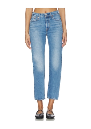 LEVI'S Wedgie Straight in Blue. Size 24. Also in 25, 26, 27, 28, 29, 30, 31, 32.