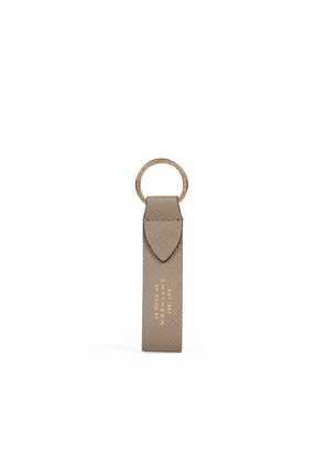 Smythson Keyring With Leather Strap In Panama In Sandstone