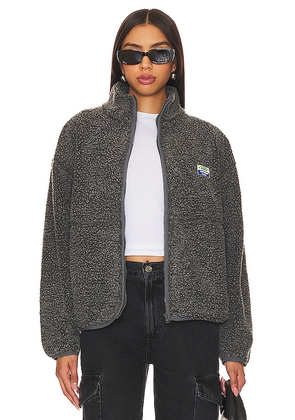 American Vintage Hoktown Sherpa Jacket in Charcoal. Size XS/S. Also in M/L.