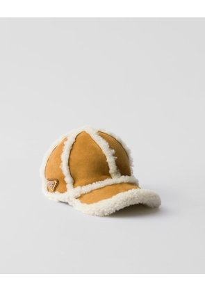 Suede shearling baseball cap