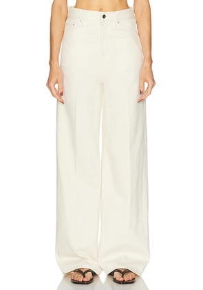 Toteme High Waisted Wide Leg in Ecru - Ivory. Size 25 (also in 26, 30, 31).