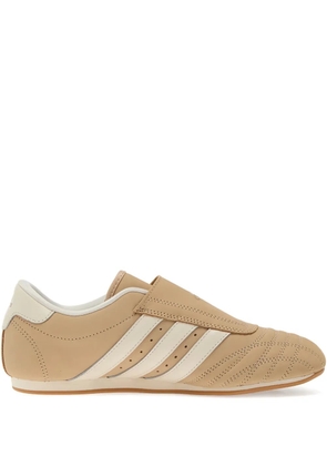 adidas Taekwondo W three-stripe strap sneakers - Neutrals