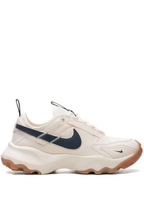Nike TC 7900 'Pale Ivory/Armory Navy' sneakers - Neutrals