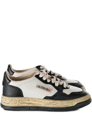 Maison MIHARA YASUHIRO x Autry leather-panelled platform sneakers - White