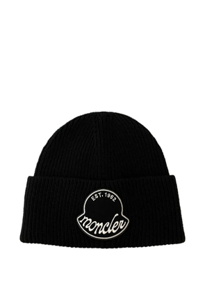 Moncler logo-patch beanie - Black
