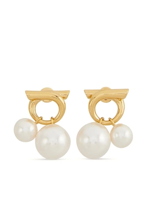 Ferragamo faux-pearl embellished earrings - Gold