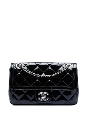 CHANEL Pre-Owned 2014-2015 Small Quilted Patent Coco Shine Flap crossbody bag - Black