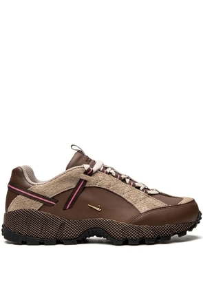 Nike x Jacquemus Air Humara LX 'Brown' sneakers