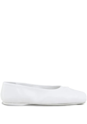 Marni bow-embossed leather ballerina shoes - White