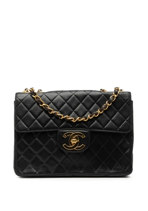 CHANEL Pre-Owned 1996-1997 Jumbo XL Classic Lambskin Single Flap shoulder bag - Black