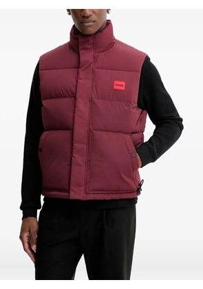 HUGO padded logo-patch gilet - Red