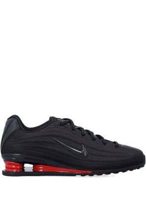 Nike Shox Z swoosh detail trainers - Black