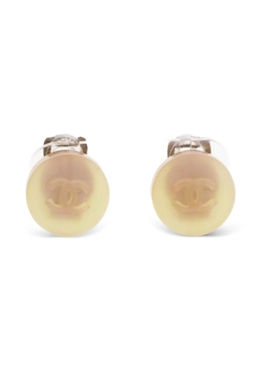 CHANEL Pre-Owned 2000 CC mark clip-on earrings - Neutrals