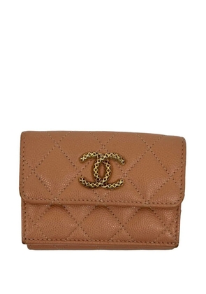 CHANEL Pre-Owned 2021-2025 CC Quilted Caviar Trifold Wallet small wallets - Brown