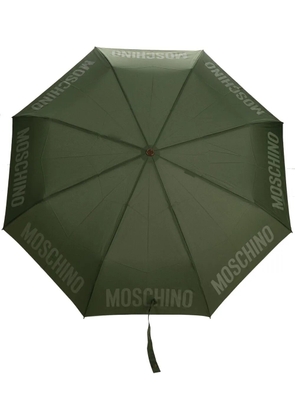 Moschino logo-print compact umbrella - Green