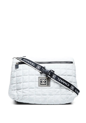 CHANEL Pre-Owned 2004-2005 quilted sport line shoulder bag - Grey