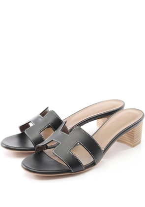 Hermès Pre-Owned 2020s Oasis block-heel leather sandals - Black