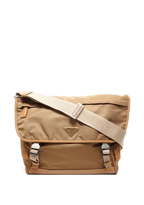 Prada Pre-Owned 2020-2025 logo-plaque shoulder bag - Neutrals