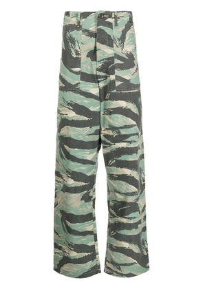 Maharishi camouflage-print straight-leg trousers - Green