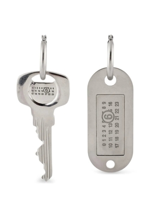 MM6 Maison Margiela asymmetrical key earrings - Silver