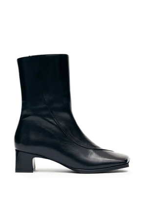 ALOHAS square-toe boots - Black