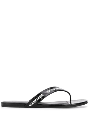 Balenciaga crocodile effect all-over logo sandals - Black