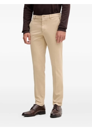 BOSS logo-patch chino trousers - Neutrals