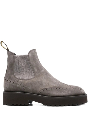 Doucal's brogue-detail chelsea boots - Grey
