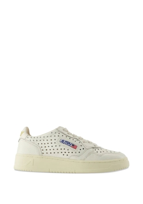 Autry Medalist perforated sneakers - Neutrals