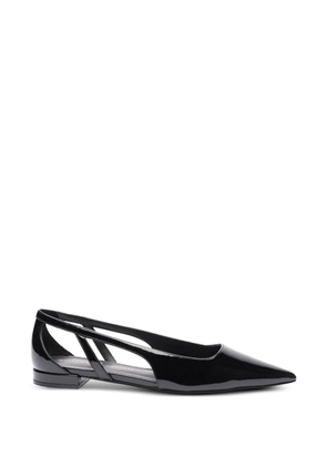 Stuart Weitzman power cutout pointed loafers - Black