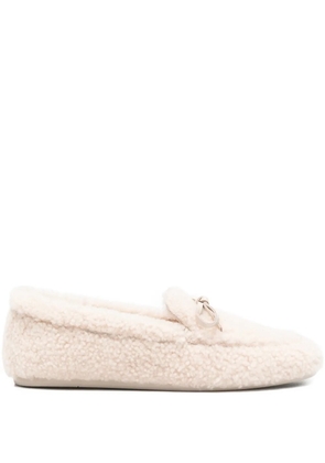 Stuart Weitzman Britt shearling bow loafers - Neutrals