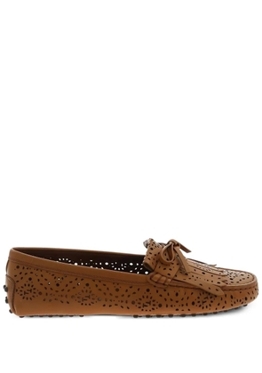 Tod's perforated tasselled loafers - Brown