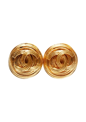 CHANEL Pre-Owned 1994 Interlocking CC clip-on earrings - Gold