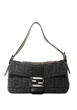 Fendi Pre-Owned 2000-2015 small Mamma Baguette shoulder bag - Grey