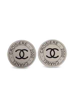 CHANEL Pre-Owned 2000 interlocking CC logo clip-on earrings - Silver